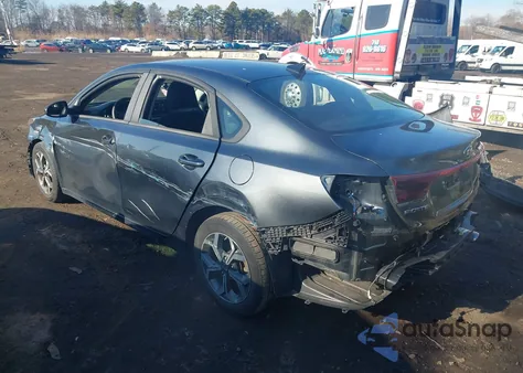 2019 Kia Forte Lxs из США, поврежденный, VIN 3KPF24AD1KE074762